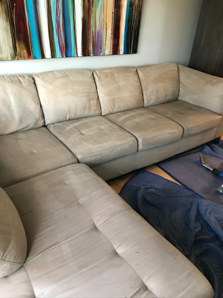 Divan L après nettoyage - propre et frais